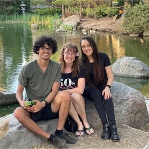 Meet your Posher, Liz